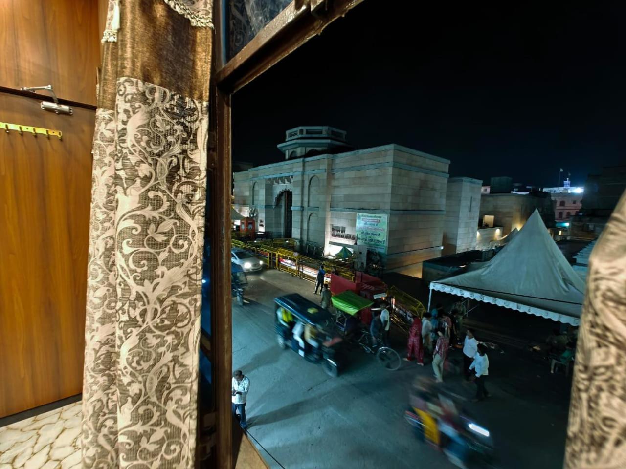 Shri Kailash Pati Guest House- Opposite Kashi Vishwanath Temple 바라나시 외부 사진